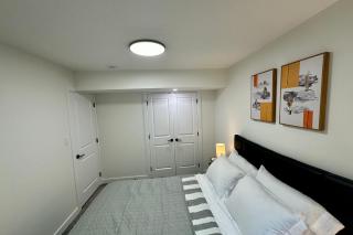 Sleek Guest Retreat SW EDM - 1