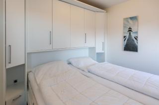 Ruge Bries, RB18 - 4