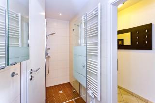 Höpckestraße, HS4 - 1