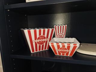 Shaganappi 2BR with private Baths, Walk to CTrain, Garage Parking, Full Kitchen - 6