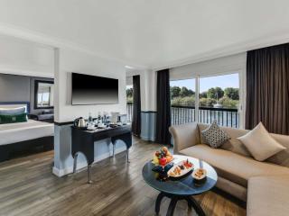 Movenpick MS Hamees - 1