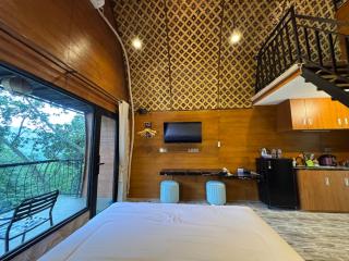 Villa Garden Grove - 2