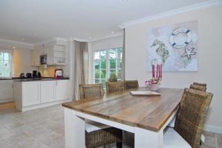 Aurora, Dirksstr 12 B - 2