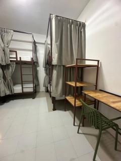 Chalok Chill Hostel - 5