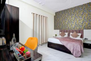 The Royal Corporate Near Sector 52 Metro Station - 2