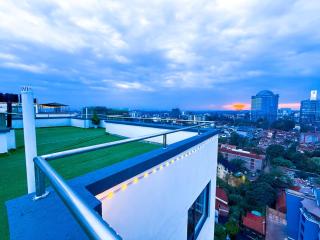 Pal DK Suites - POOL, GYM, GARDEN - 5