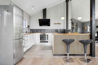 Peaceful Holiday Dream By The Limfjord Coast - 1