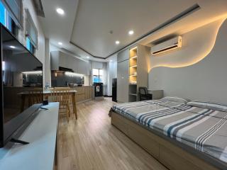 The Forest Staycation - 9