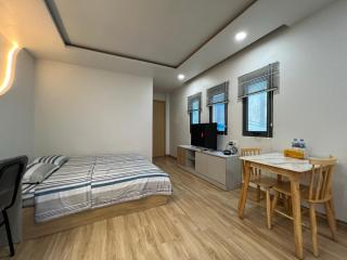 The Forest Staycation - 6