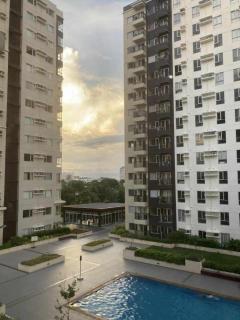603 Tower 4 Studio Atria Iloilo Pool View Cozy, Comfy, Central - 0