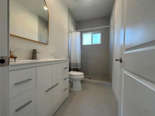 Brand New Muji Style 3B3B Retreat with Courtyard - 8