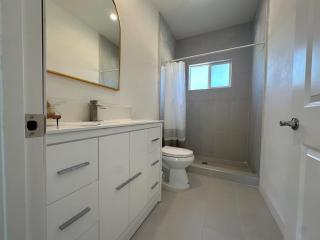 Brand New Muji Style 3B3B Retreat with Courtyard - Walnut - 2