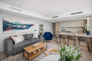 Downtown 2-Bedroom Apartment with Beautiful City Views - 2