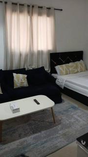 Furnished daily studio basis - 8