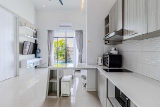 V144 Luxury Private Pool Villa - 8