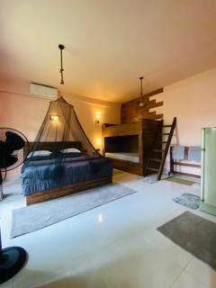 Serene Space Ella - 1