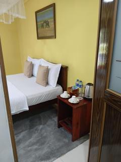 MRO Sigiriya Village Homestay & Hostel - 9