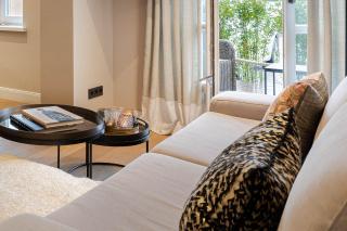 Living Lorens No 2 - 2