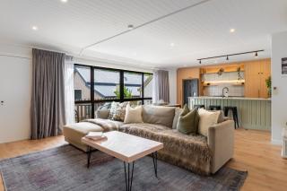 Central City Queenstown Retreat - 3 Bedroom Apartment - 4