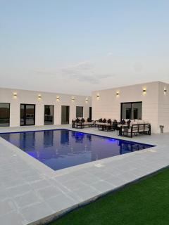 The Plunge Villa - Farm House - 5