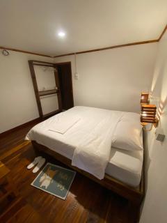 Thavisok guesthouse - 9