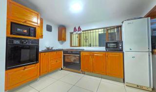 Kairos Guest Lodge Bedfordview - 3