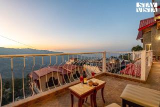 StayVista at Whispering Valley with Heater, WiFi, Lawn - 9