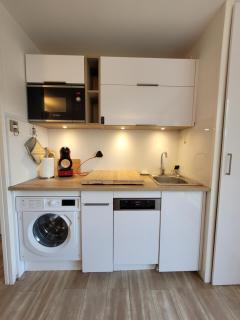 200m de la mer Piscine WIFI T3 38 m2 6 pers 2 chambres Ascenseur - 1