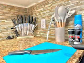 Vibrant 1BR Home near The Heights Gym BQQ Pool - 1