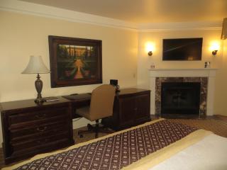 Victorian Inn - Monterey - 8