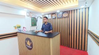 Hotel Golden Bird - 1