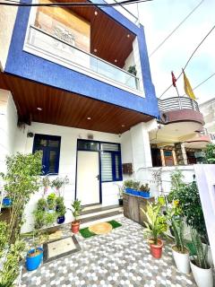 Royal Blue Luxurious 3BHK Villa near Malviya Nagar - 7