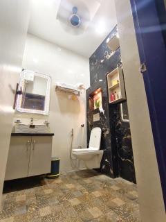 Royal Blue Luxurious 3BHK Villa near Malviya Nagar - 1