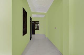 SPOT ON Hotel The Baithak & Restaurant - 0