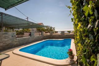 Holiday Home Petra - 0