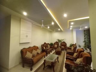 Central Abode Family Rooms - 1