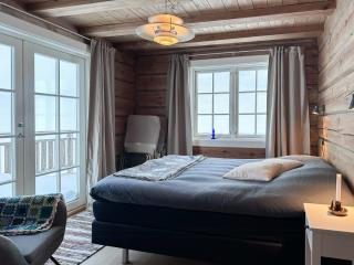 Spectacular Cabin With View In Jotunheimen - 1
