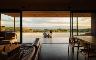 Native Dog Cabin - 3