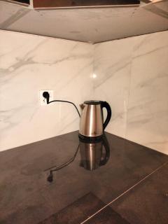 LAHORE VILLA 1 Kanal Ground floor 2 beds, 2 bath, 1 living room, dinning area, kitchen - 2