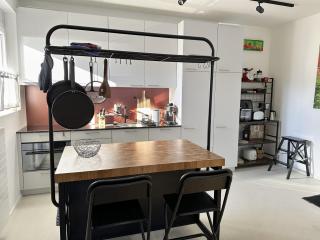 Bellevue by Fewotessin - 2