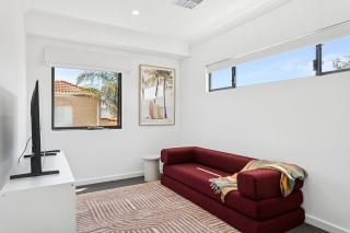 Spacious Modern Escape 4BR - 2