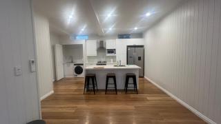 84 Miskin Street brisbane toowong - 5