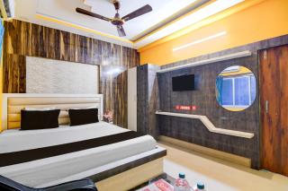 Hotel O by OYO Subharaj Palace And Restaurant - 2