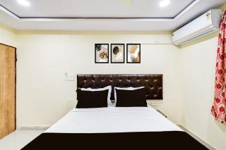 Hotel O R Square NARSINGI - 6