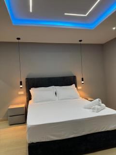 Comfort Inn Guest House - 5