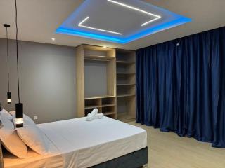 Comfort Inn Guest House - 1