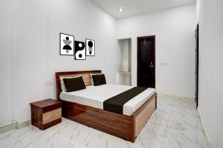 Hotel O Sheesh Mahal - 4