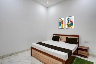 Hotel O Sheesh Mahal - 8