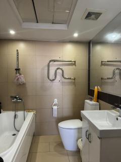 River Stone Town 3-room Apartment with City View - 9