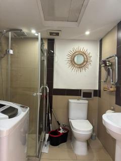 River Stone Town 3-room Apartment with City View - 1